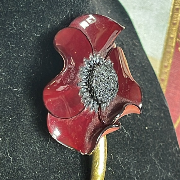 FABRICE Paris Resin Large Vintage Flower Brooch Pin - Oxblood Red Color - Poppy? - Picture 8 of 15